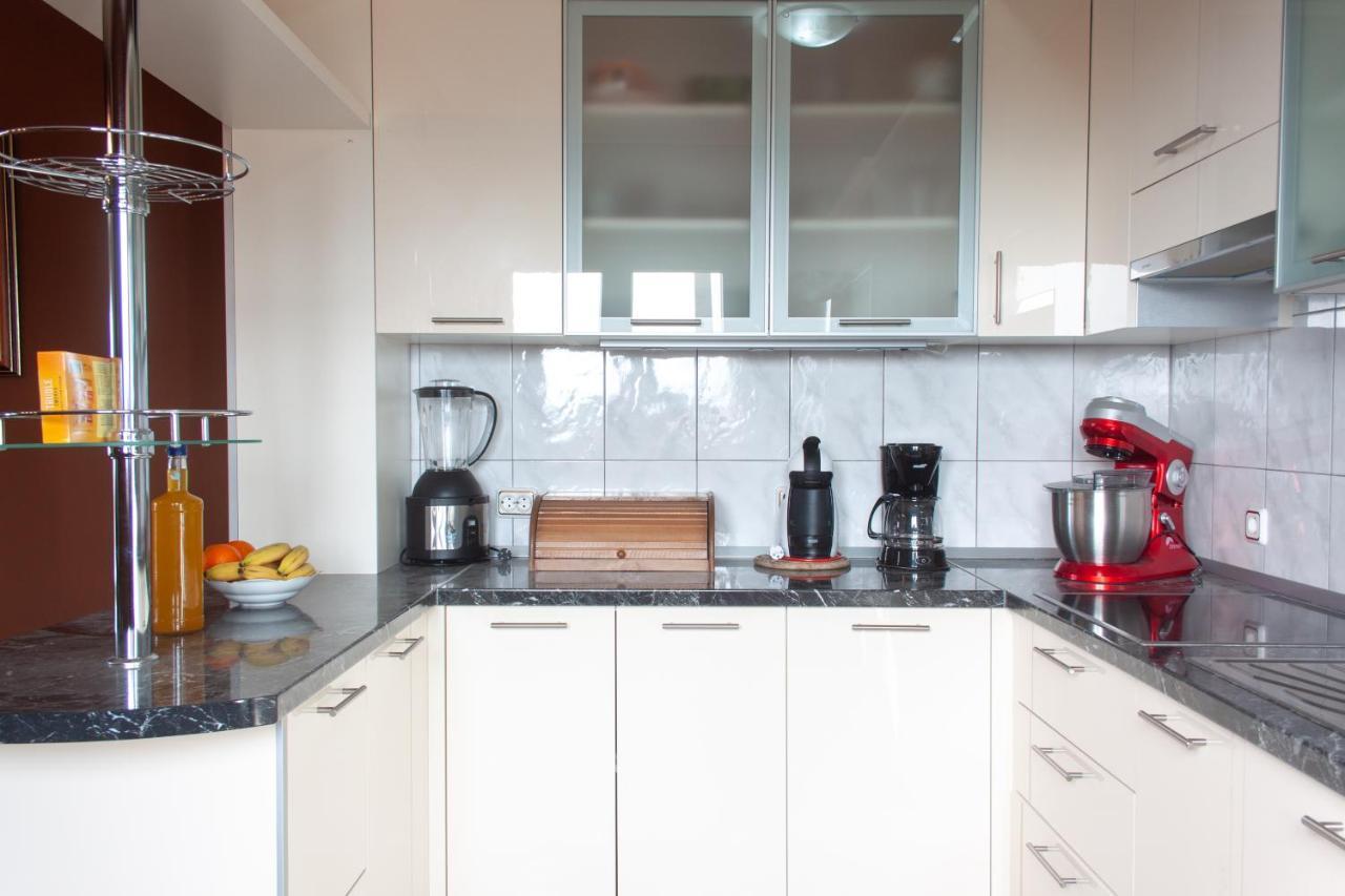 Apartment Juric Kaštel Novi Buitenkant foto