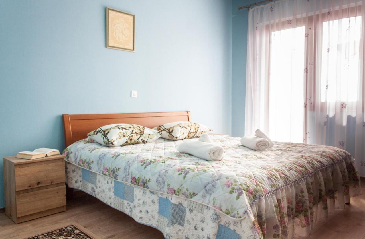 Apartment Juric Kaštel Novi Buitenkant foto